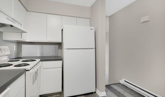 424 Emmett St APT K, Bristol, CT 06010