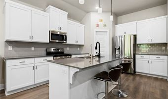 5300 SW Tea Olive Ln, Bentonville, AR 72713