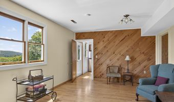 914 Union Rd, Appleton, ME 04862