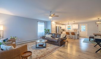 28 Firefly Ln, Bangor, ME 04401