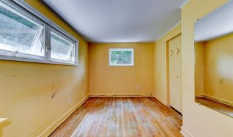 16 Lenape Ave, Andover, NJ 07860