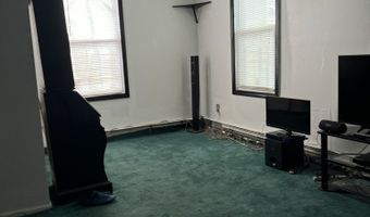 54 Agnes St, Bridgeport, CT 06606