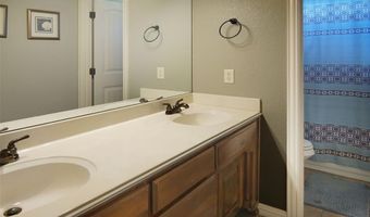 130 Meadow Arbor Dr, Weatherford, TX 76085