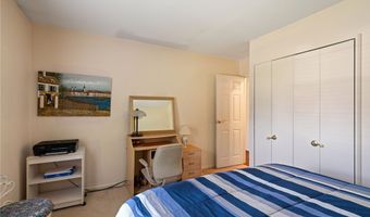 8502 WOODBINE Ln, Annandale, VA 22003