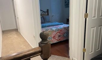 2 CLARK Dr, Barrington, NJ 08007