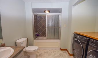 475 Gillcrest Dr, Albany, IN 47320