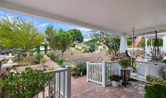 206 S Wisconsin St, Fallbrook, CA 92028
