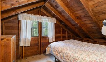 17 Hayes Rd, Acton, ME 04001