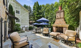 2700 Belvedere Ave, Charlotte, NC 28205
