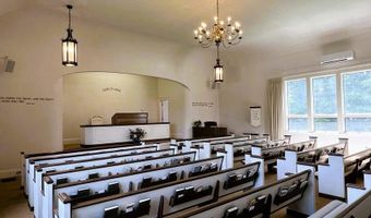 2 Howard St, Augusta, ME 04330