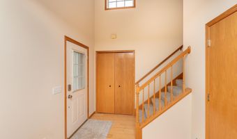 15570 Finch Ave, Apple Valley, MN 55124
