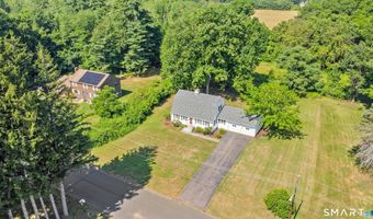 24 Maple Edge Dr, Bloomfield, CT 06002