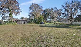 55512 FRONT St, Astor, FL 32102