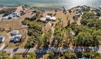630 Seashore Dr, Atlantic, NC 28511