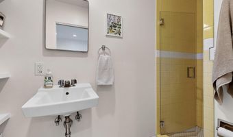 411 Tulane Dr SE, Albuquerque, NM 87106
