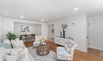153 Vineyard Ave, Cumberland, RI 02864
