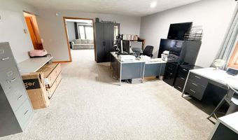 726 N Jackson St, Auburn, IN 46706