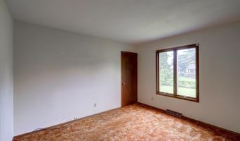 1702 Rae Ln, Madison, WI 53711