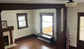 406 N Main St, Ada, OH 45810