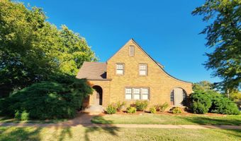 303 N Bluff Ave, Anthony, KS 67003
