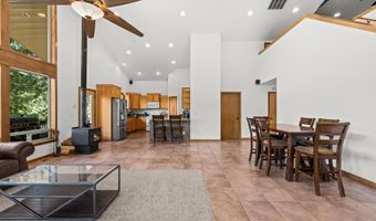 92 Cruickshank Rd, Banks, ID 83629
