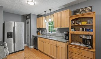 235 N Bellview Rd, Aragon, GA 30104