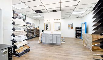 635 W Main St, Branford, CT 06405