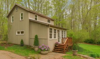 8 Avery Rd, Campton, NH 03223