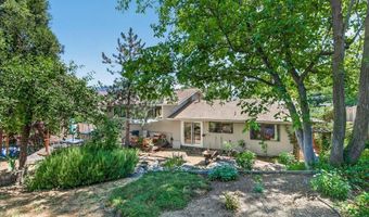 635 Chestnut St, Ashland, OR 97520