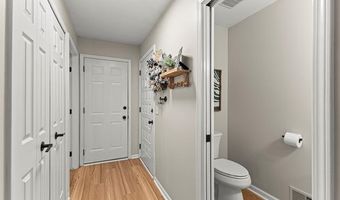 19 Parkplace N, Allen Park, MI 48101