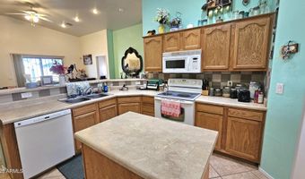 14946 S AVALON Rd, Arizona City, AZ 85123