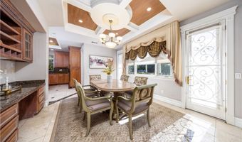 220 W Lemon Ave, Arcadia, CA 91007