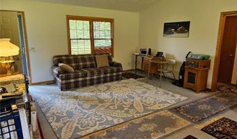 7071 Clark Rd, Atwater, OH 44201