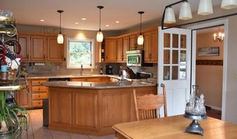 9 Strawberry Ln, Barre, VT 05641
