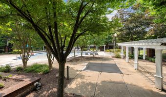20322 BEECHWOOD Ter 202, Ashburn, VA 20147
