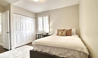 1131 Claytonbrook Ct, Ballwin, MO 63011
