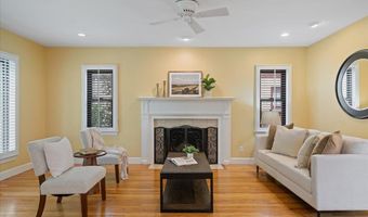 220 W 4TH Ave, Cheyenne, WY 82001