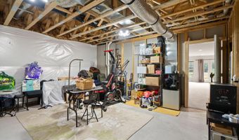 41699 BROOKEBOUROUGH Ct, Aldie, VA 20105
