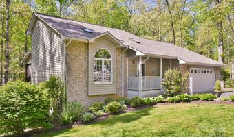 145 Fox Glen Dr, Arden, NC 28704