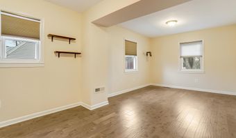 6106 BANGOR Dr, Alexandria, VA 22303