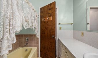 506 La Tierra Dr, Angwin, CA 94508