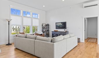 173 Tamrox Dr, Arundel, ME 04046