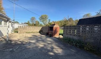 210 Shawnee Dr, Bedford, IN 47421