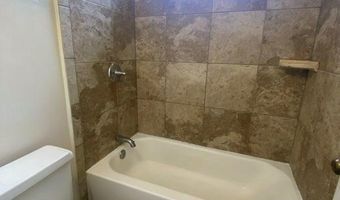 98-500 Koauka Loop 3H, Aiea, HI 96701