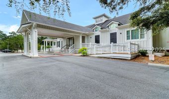 33 Fairway Dr, Bluffton, SC 29910
