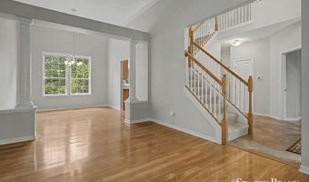 5420 Clemwood Ct SE, Ada, MI 49301