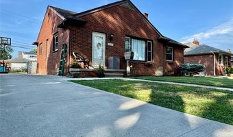 14558 Harrison Ave, Allen Park, MI 48101