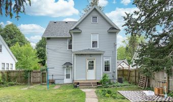 410 W GARFIELD St, Davenport, IA 52803