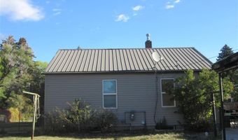 520 Circle Dr E, Cody, WY 82414