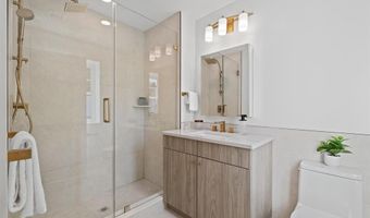 525 AVENUE E 2, Bayonne, NJ 07002